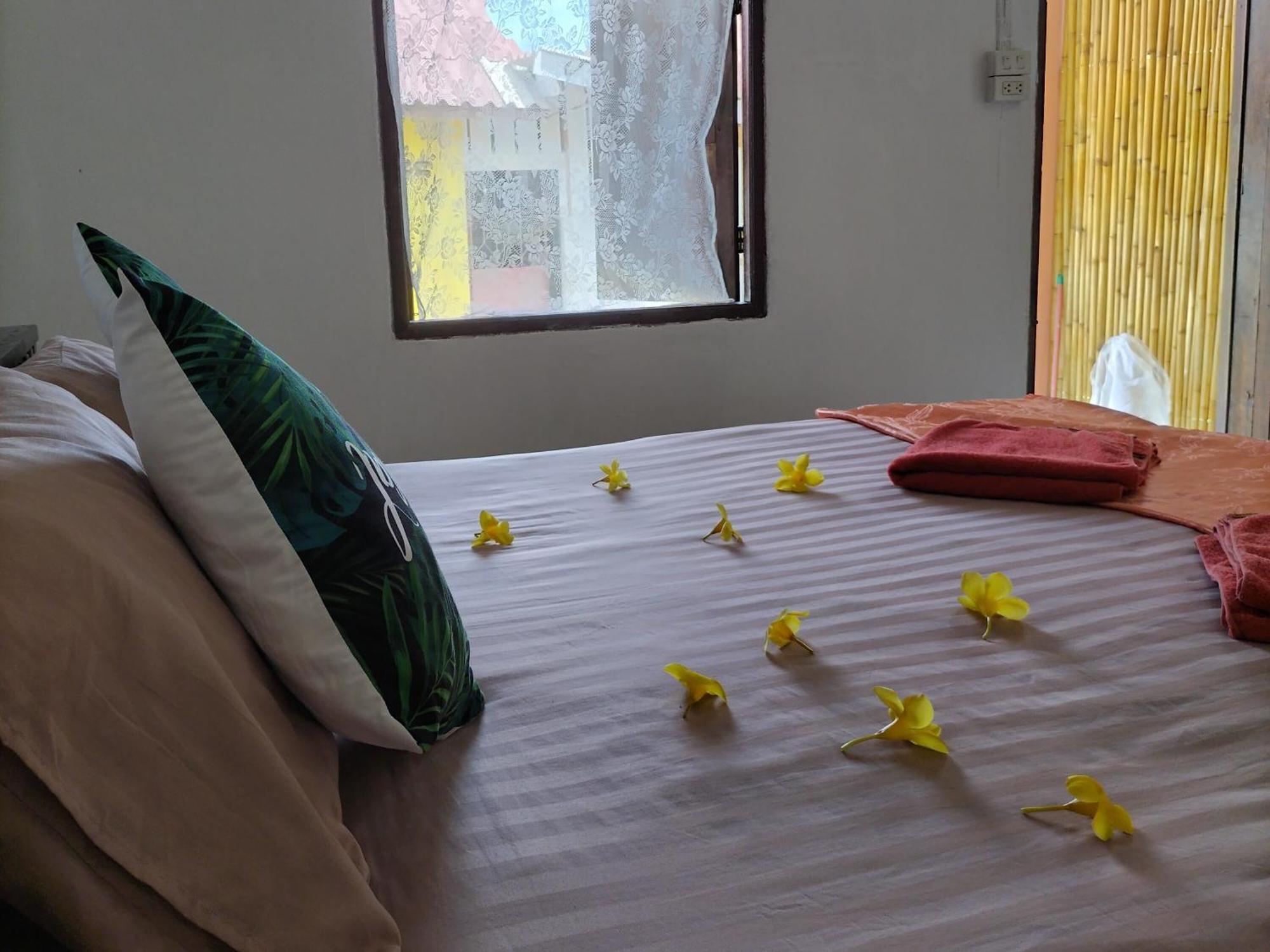 Lanta Rabbit Rooms เกาะลันตา ภายนอก รูปภาพ